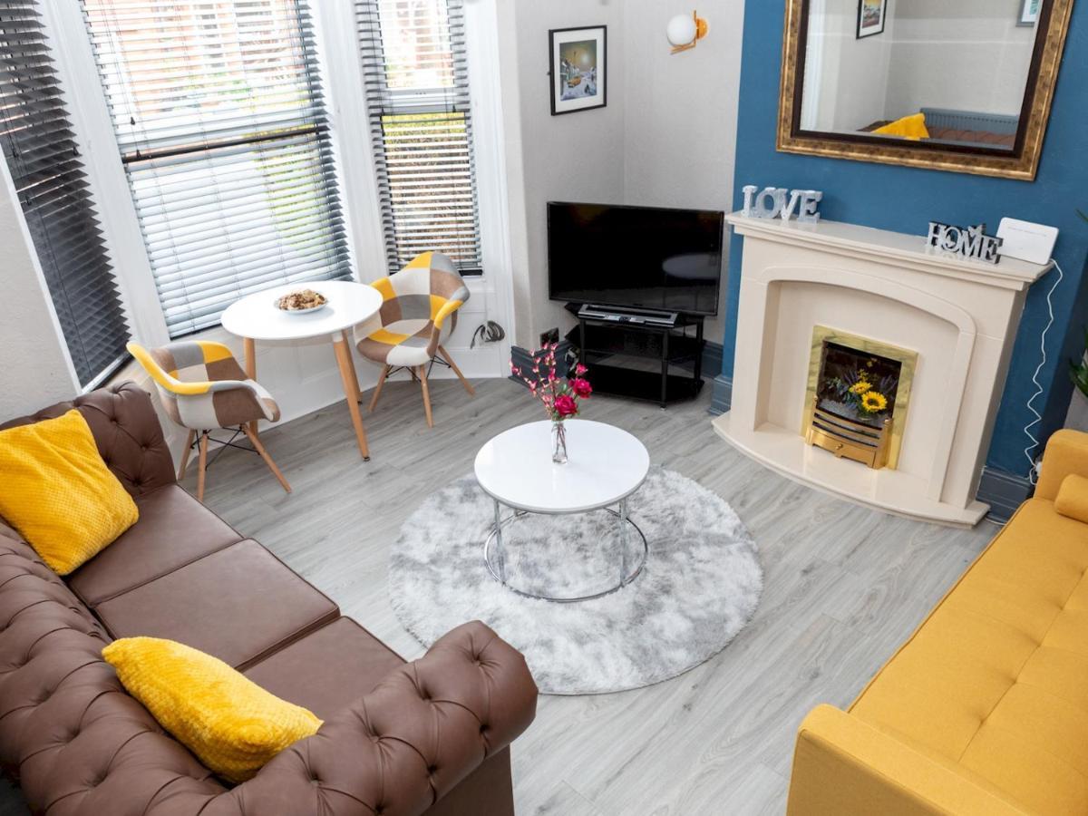 סקארבורו Pass The Keys Amazing, Newly Renovated 5Bedroom House Sleeps 10 מראה חיצוני תמונה